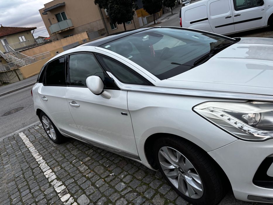 Ds 5 sport chic 4*4 200cv híbrido