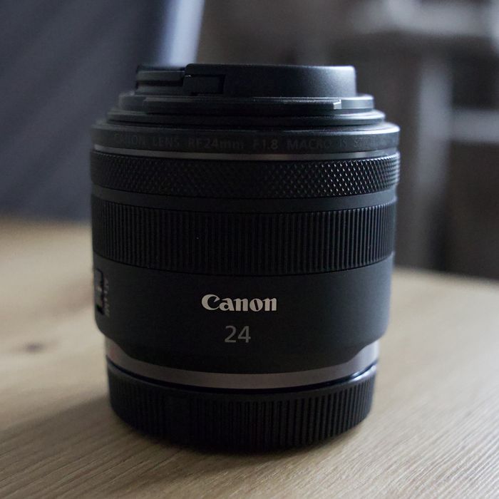 Obiektyw CANON RF 24mm f/1.8 Macro IS STM