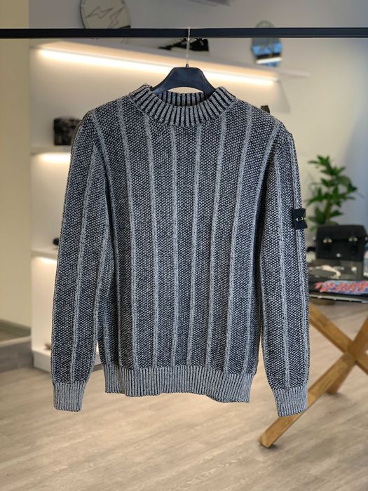 Светр STONE ISLAND 568T1 Dust Treatment Crewneck Sweater Black