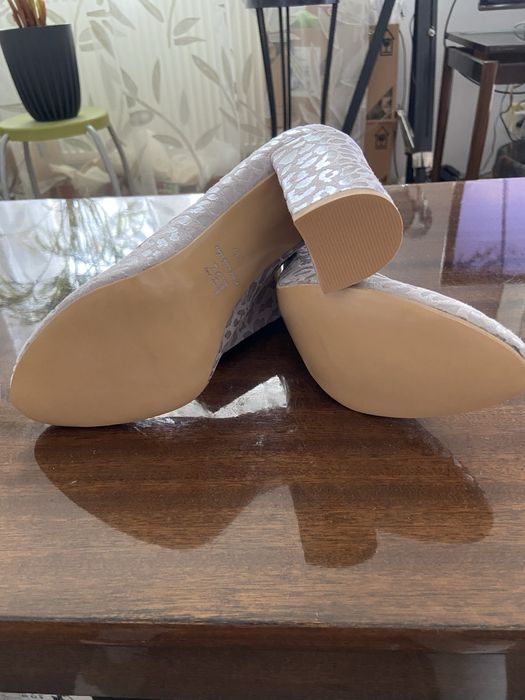 Czółenka damskie Loft 37