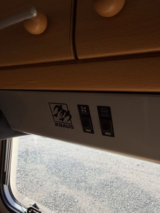 Кемпінг  Knaus Cheers 500A
