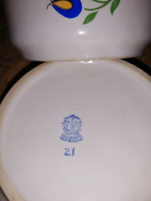 Salaterki miseczki tułowice kwiatki ceramika