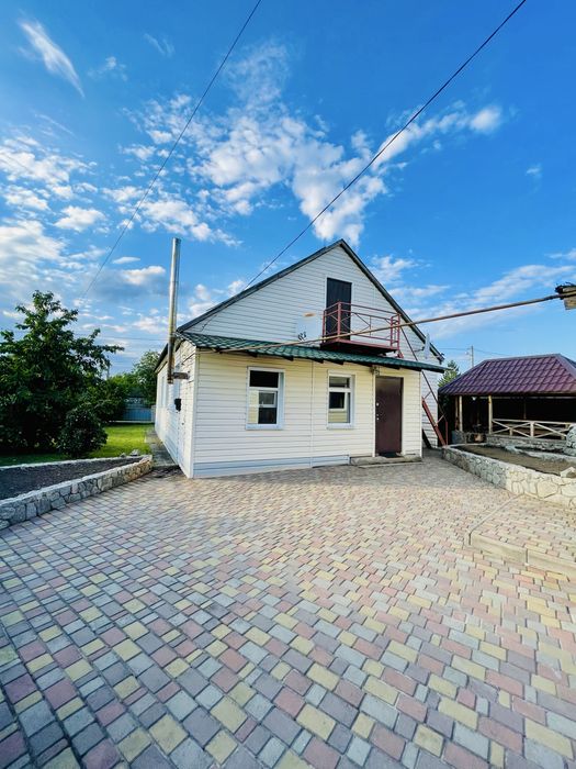 Затишний будинок для сімʼї