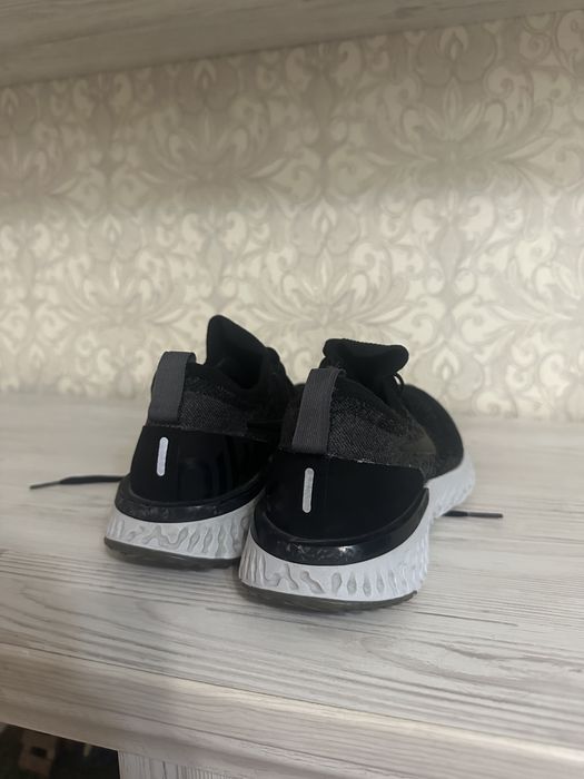 кросівки nike розмір 39