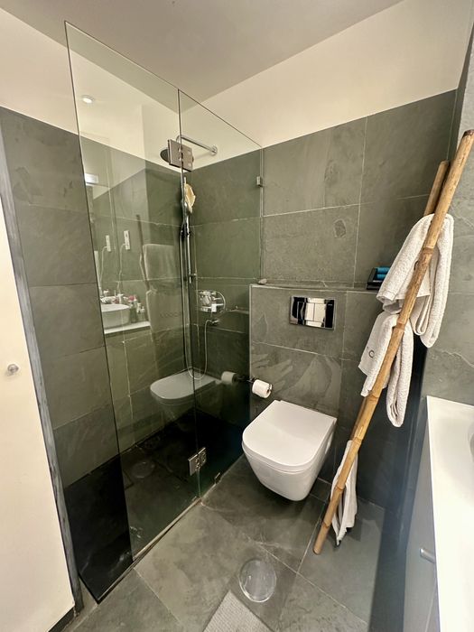 T5 convertido em T3 FOZ DOURO PORTO AVIS remodelado (so particulares)