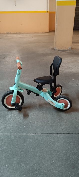 Triciclo para criança