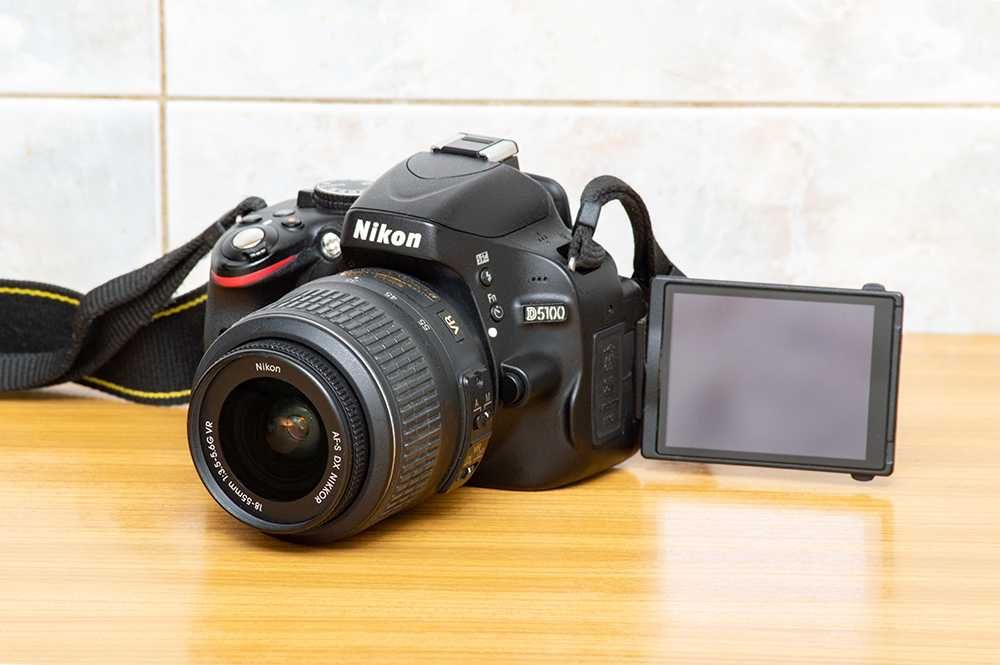 Продам Nikon D5100 дзеркальний фотоапарат. Комплект