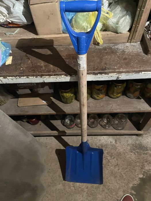 Лопати фірми JUCO