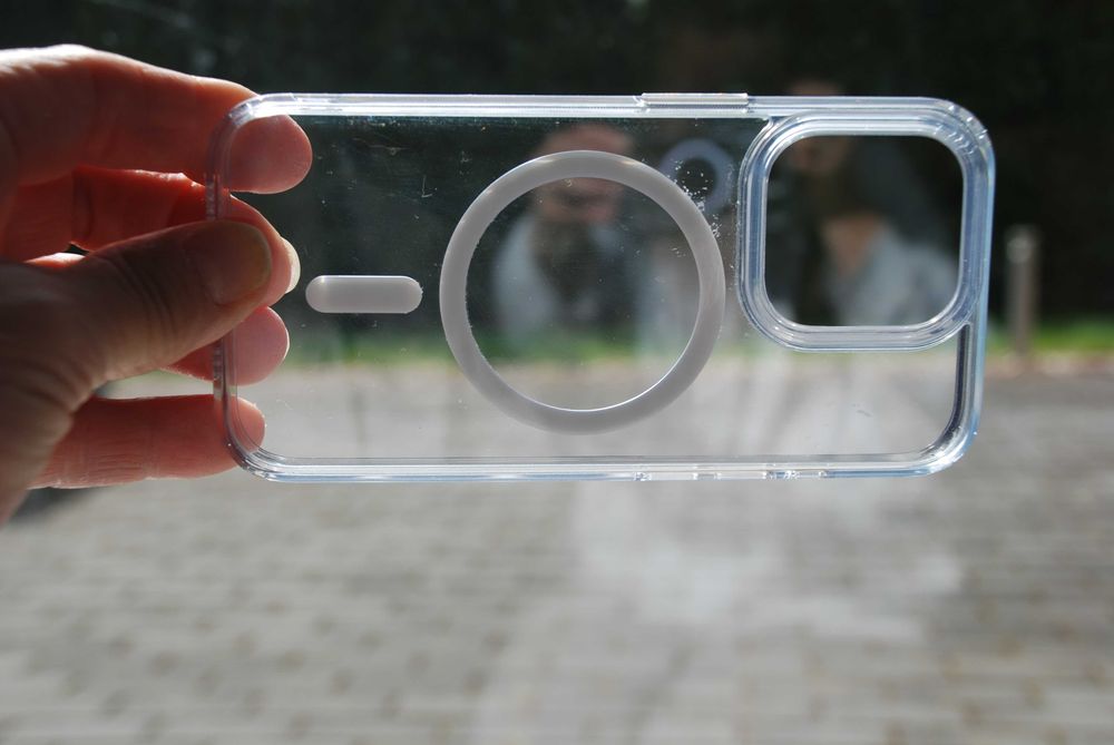 Etui MagSafe do iPhone’a 15 Apple