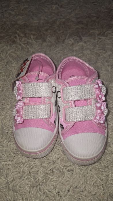 Nowe trampki Minnie Mouse