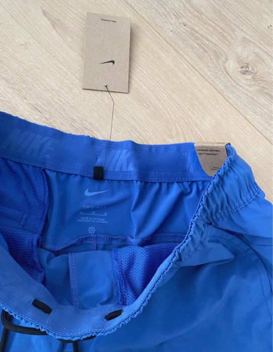 Calções Nike tamanho M