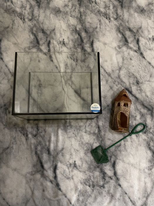 Аквариум стеклянный “Природа” (Pryroda.ua) + декор замок + сачок