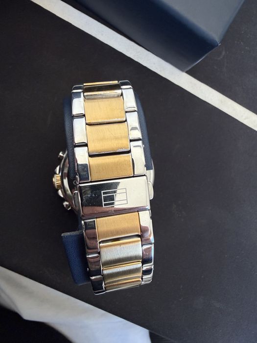 Tommy Hilfinger Relogio