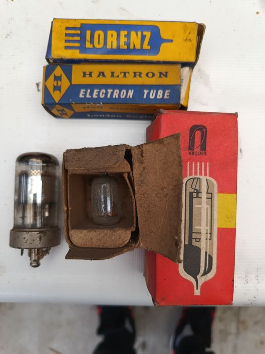 Nowe lampy elektronowe do radia