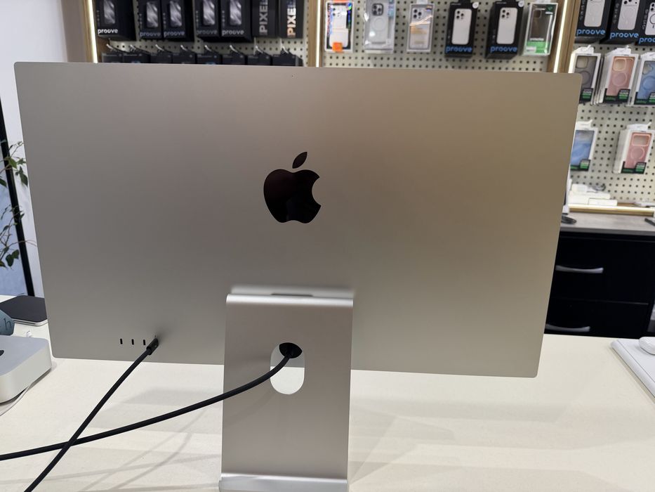 Open Box Apple Studio Display (новий, розпакована коробка) є чеки