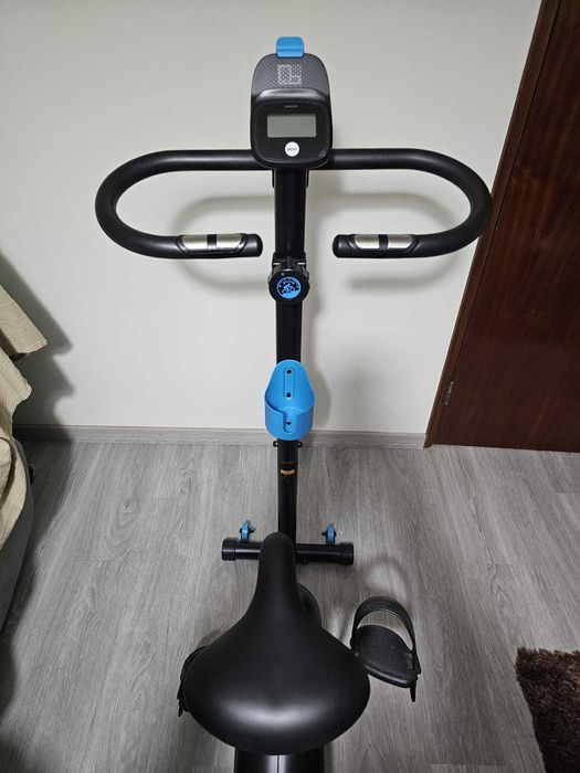 bicicleta estática como nova