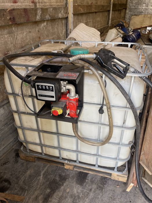 Євро куб 1т з АЗС