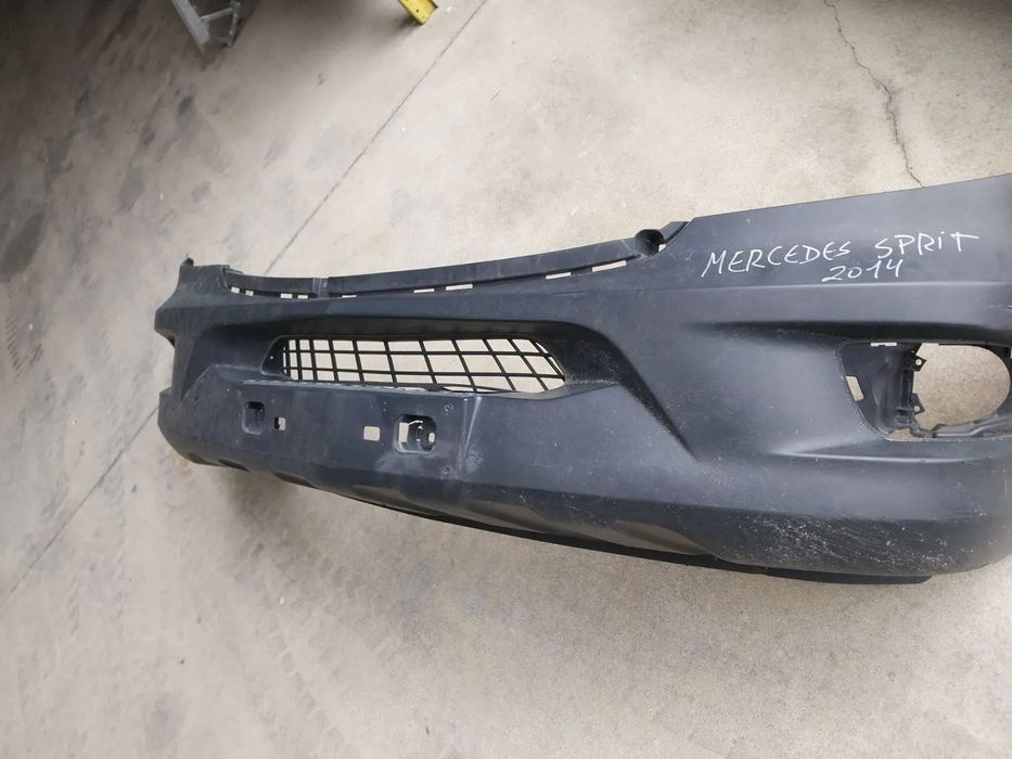 Para choques frente Mercedes-Benz Sprinter W906 Ref: A9068851570