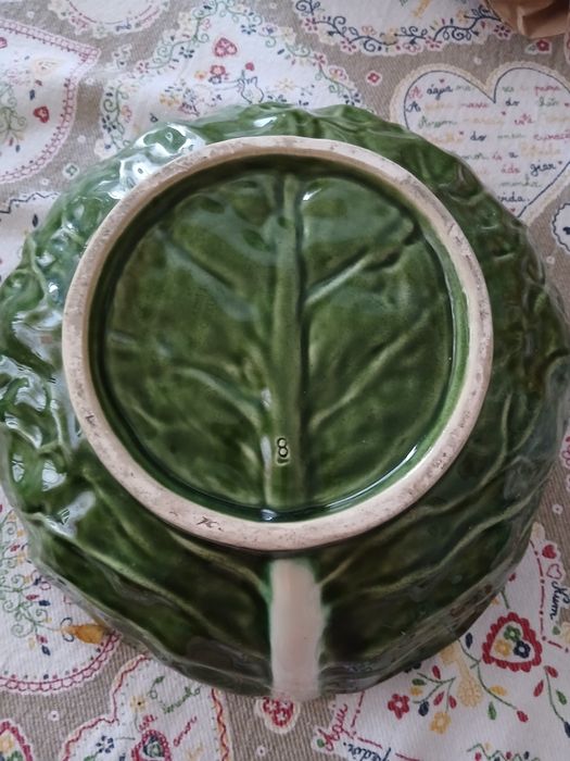 Fruteira em forma de couve