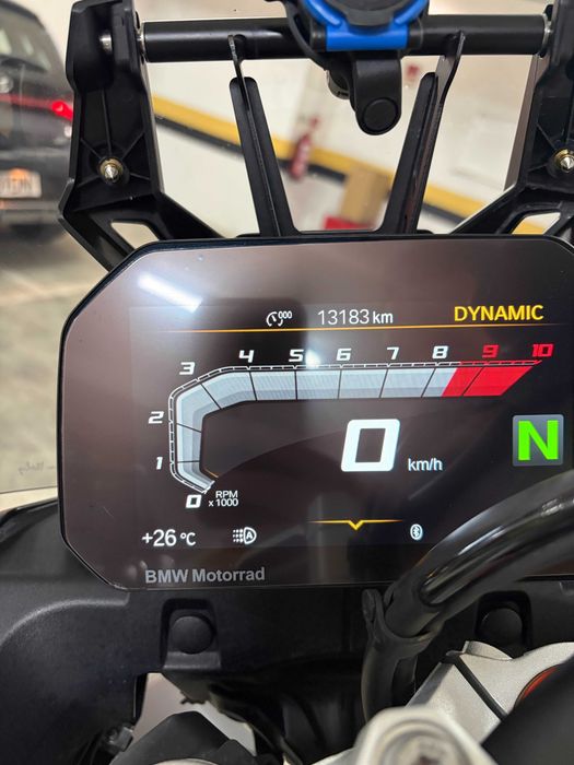 BMW F900GS Trophy, revisões e garantia incluida