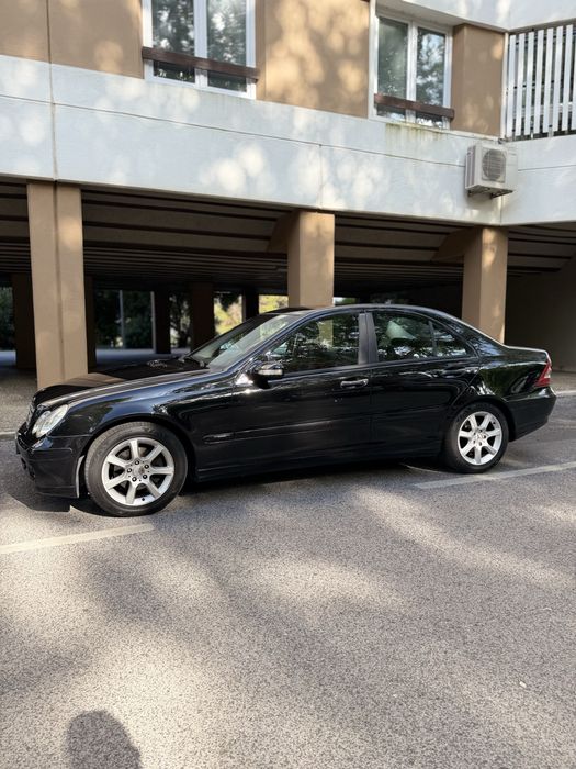 Mercedes C220, gasoleo , 265 mil kms
