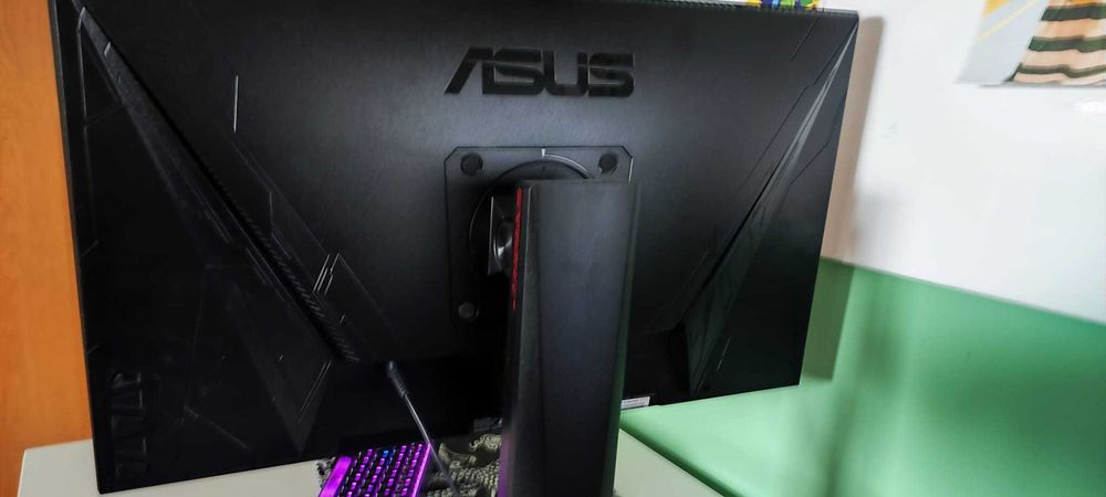 Monitor Gaming ASUS VG248QG (24'' - 165Hz - 0.5 ms - G-Sync)