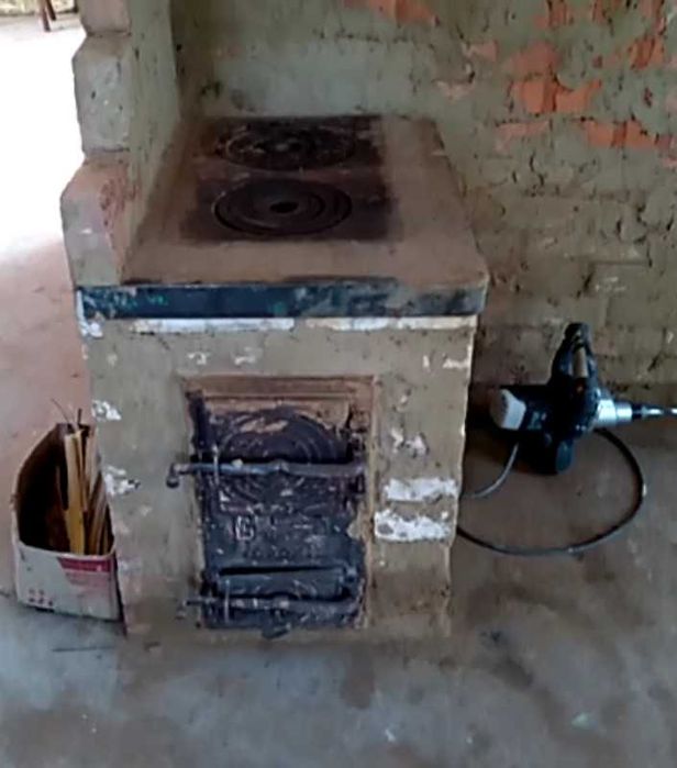 Пічка грубка плита