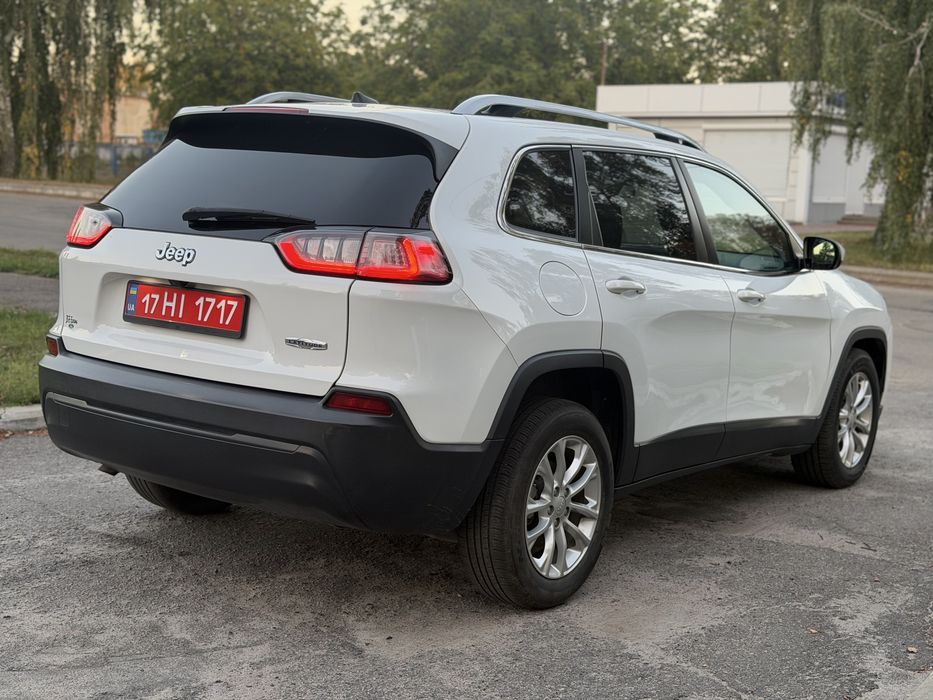 Продам Jeep Cherokee