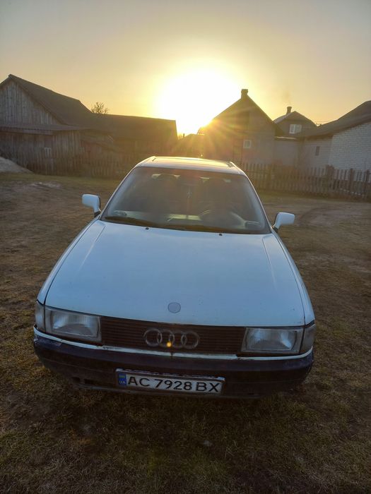 Продам Ауді 80 1989р.  1.8 газ-бензин