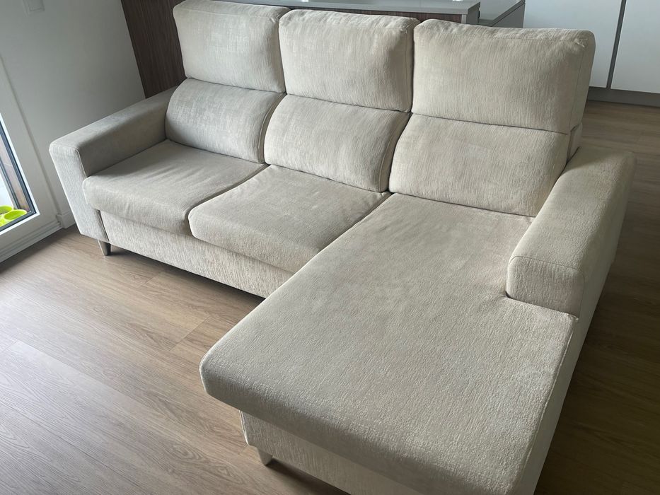 Sofá 3 lugares com chaise longue