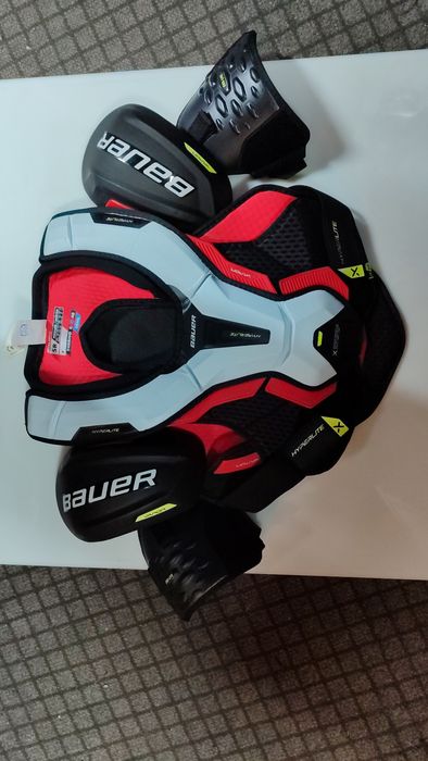 Хокейні товари нові і вживані