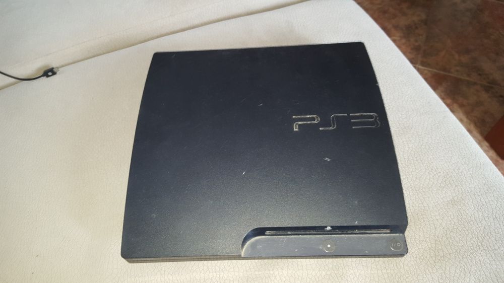 PlayStation 3 com 2 comandos sem fios