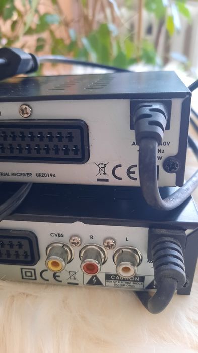 Dekoder/tuner tv (2 sztuki)