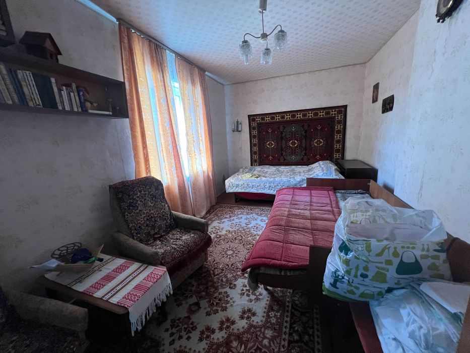 Продаж двоповерхового цегляного будинку, с.Хмельовик Є ВІДЕООГЛЯД