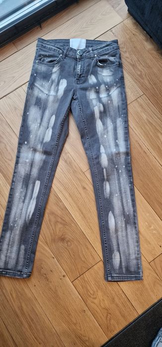 Spodnie jeans modowy wzór