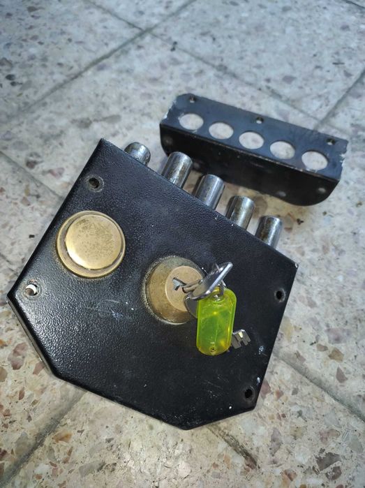 Fechaduras como novas