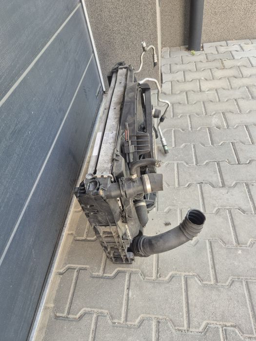 Chłodnica wody klimy wentylator BMW E90 E91 E92 e93