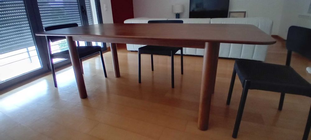 Mesa madeira moderna Area