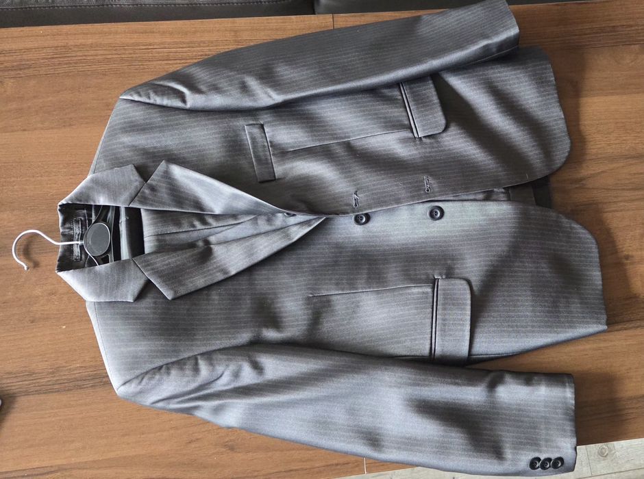 Garnitur 3-częściowy dla chlopaca NOWY szary 158 cm Wiliński