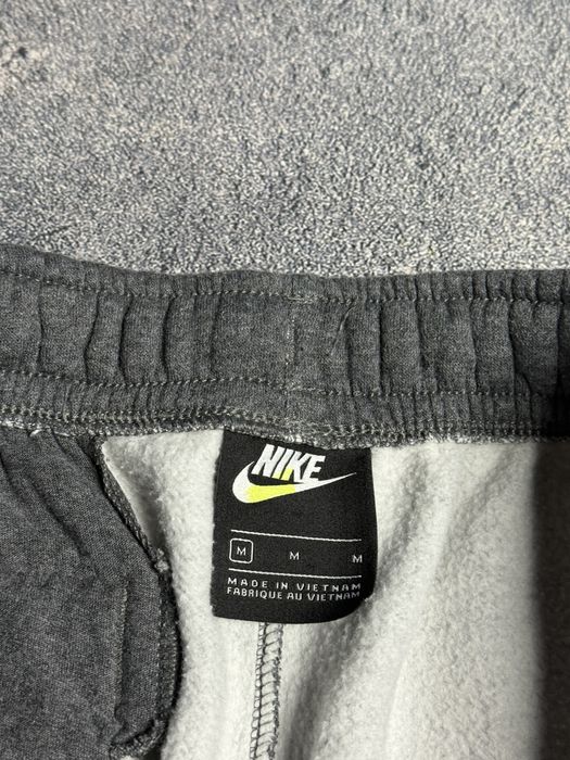 спортивные тёплые штаны Nike M