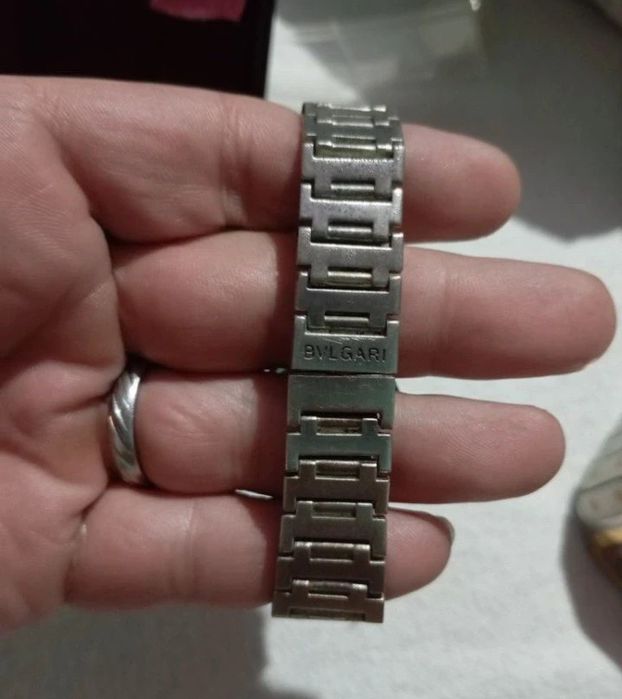 Relógio bvlgari.