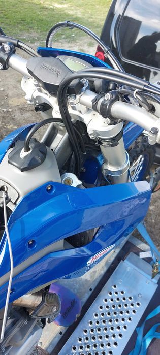 Husaberg FE 450 2011 com menos de 90h