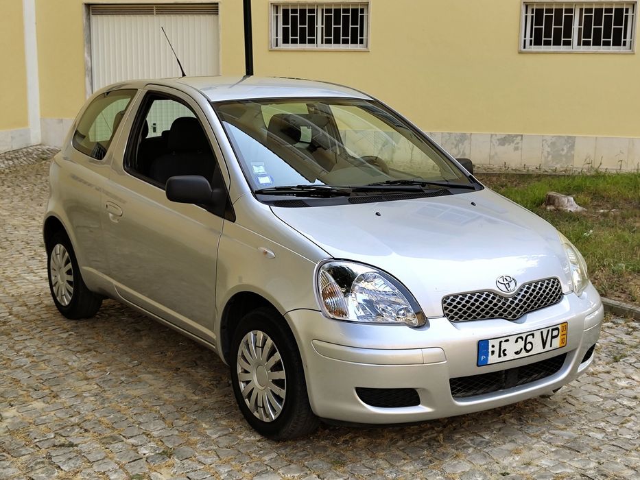 Toyota Yaris 1.0vvt-i bom estado