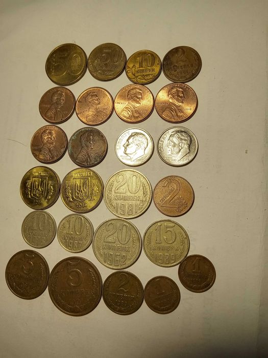 Монети світу 25шт одним лотом