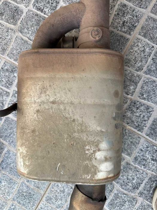 Panela de escape com válvula