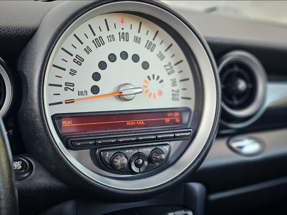 Mini Cooper D 1.6524404520712949767