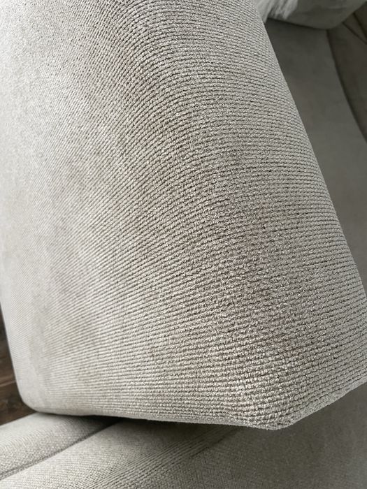 Sofa com chaise longue