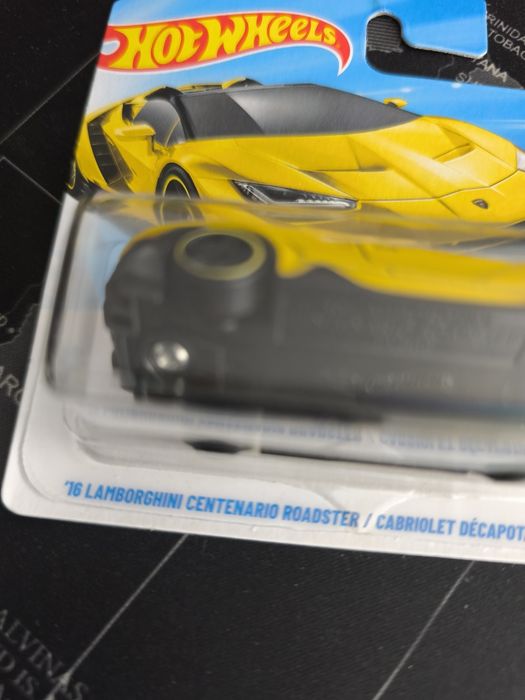 '16 Lamborghini Centenario Roadster