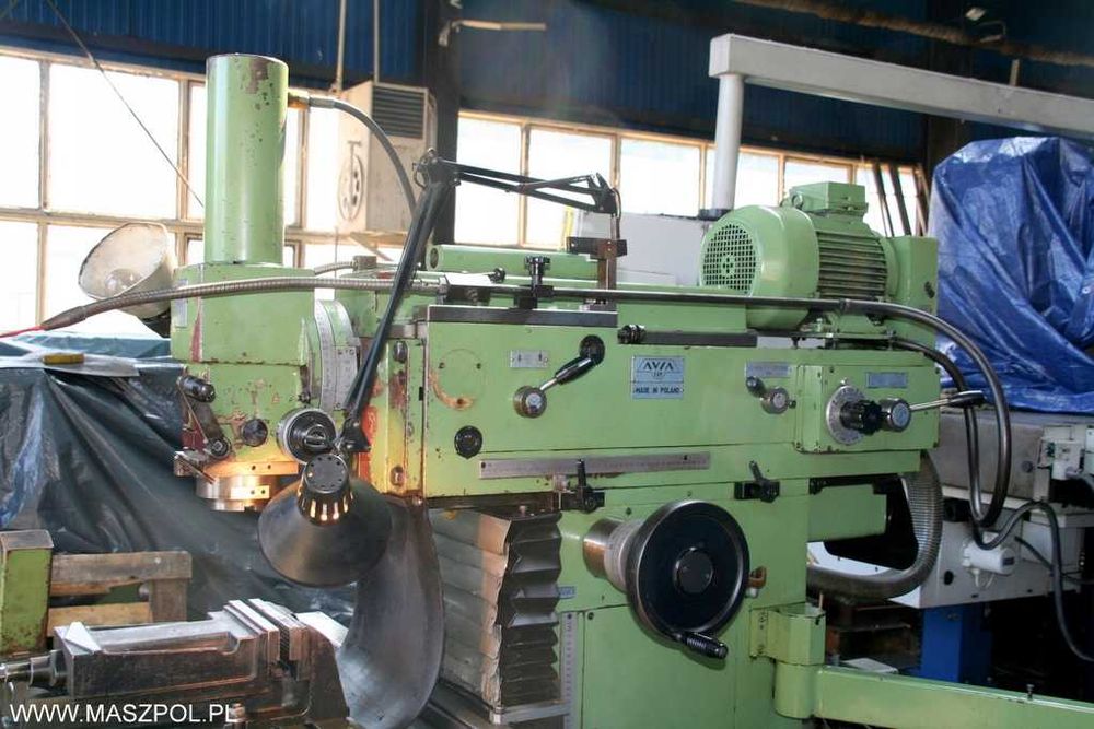 Frezarka narzędziowa FNF 40 P AVIA - FALOWNIK - HYDRAULICZNE mocowanie narzedzi - FILM
