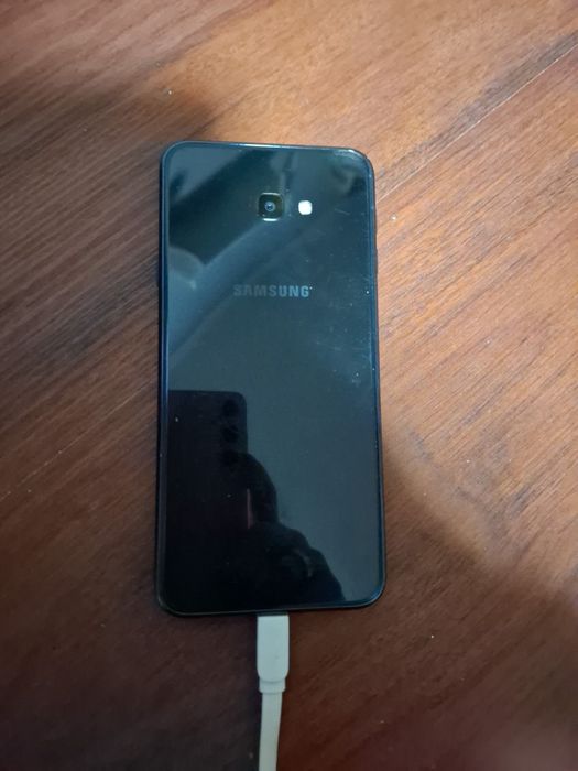 Telemovel Samsung J4+